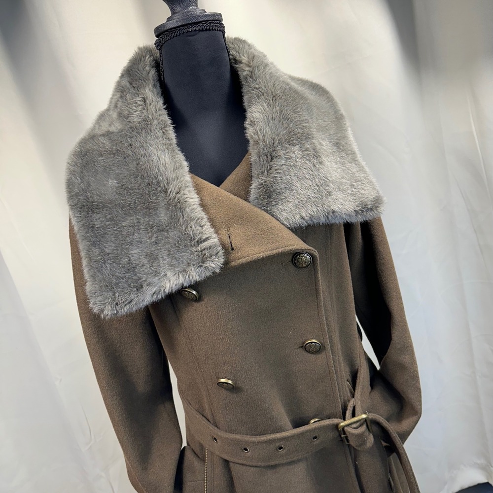 Vince Camuto Trench Coat Womens Medium Brown Faux Fur Collar Belted NWOT Stunnin